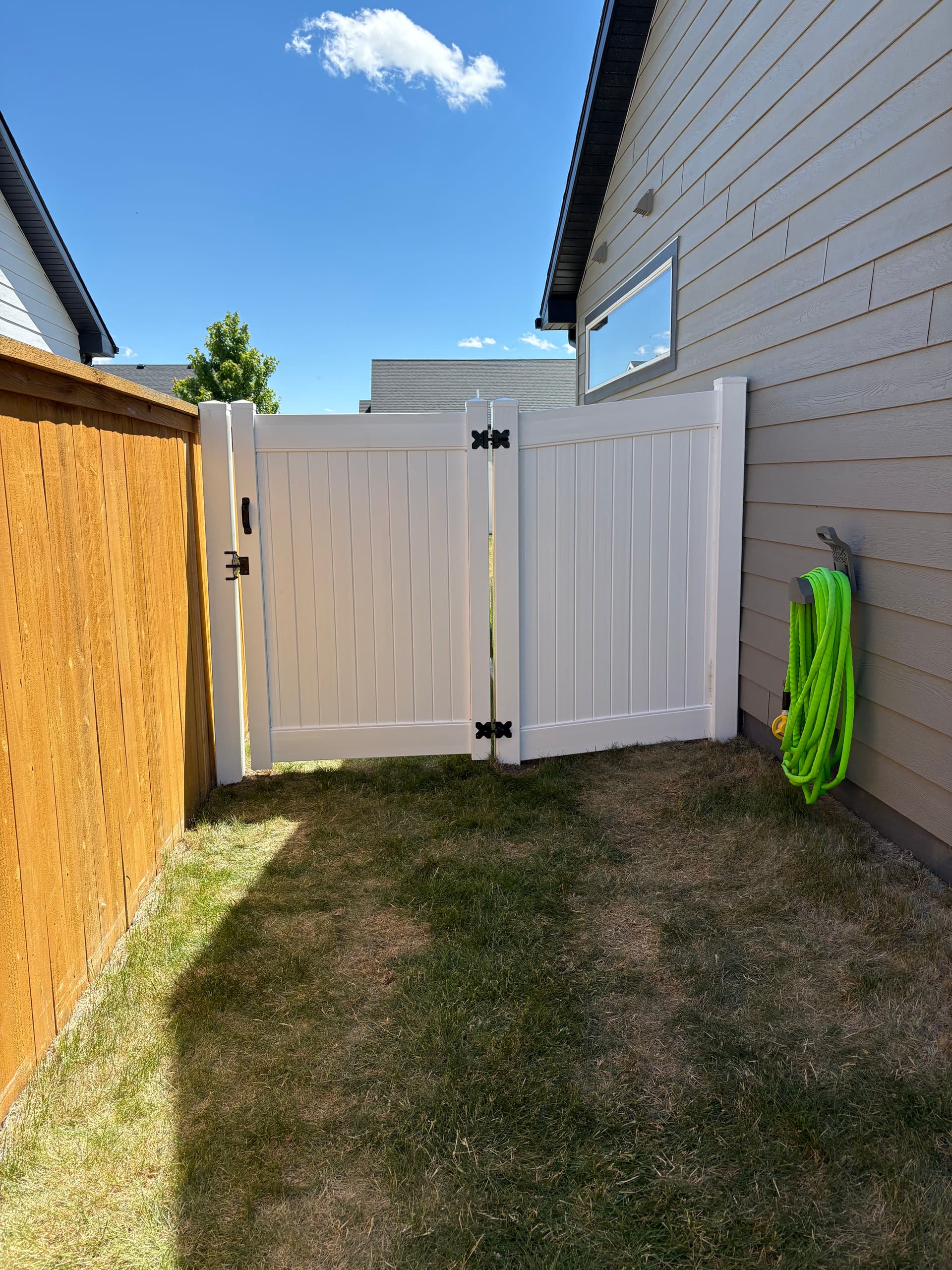 New Vinyl Gate Installation in Billings Heights image