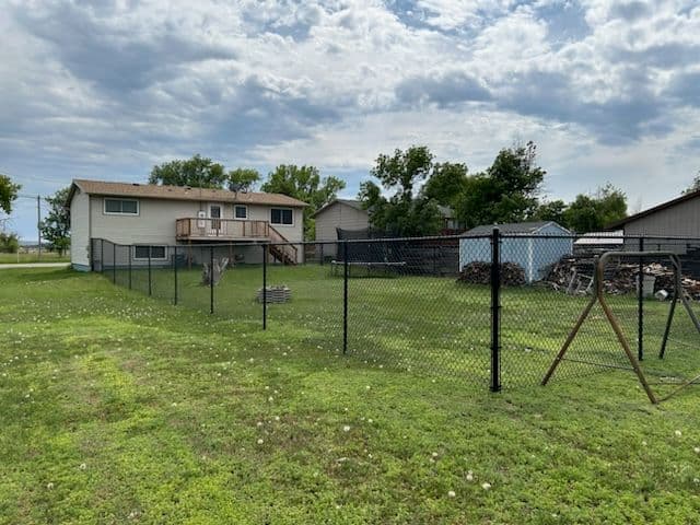 Gallery photos for Laurel MT Backyard Chain-Link Fence Upgrade: Image #3