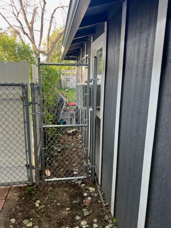 Expertly Installed Chain Link Gates for Optimal Access image