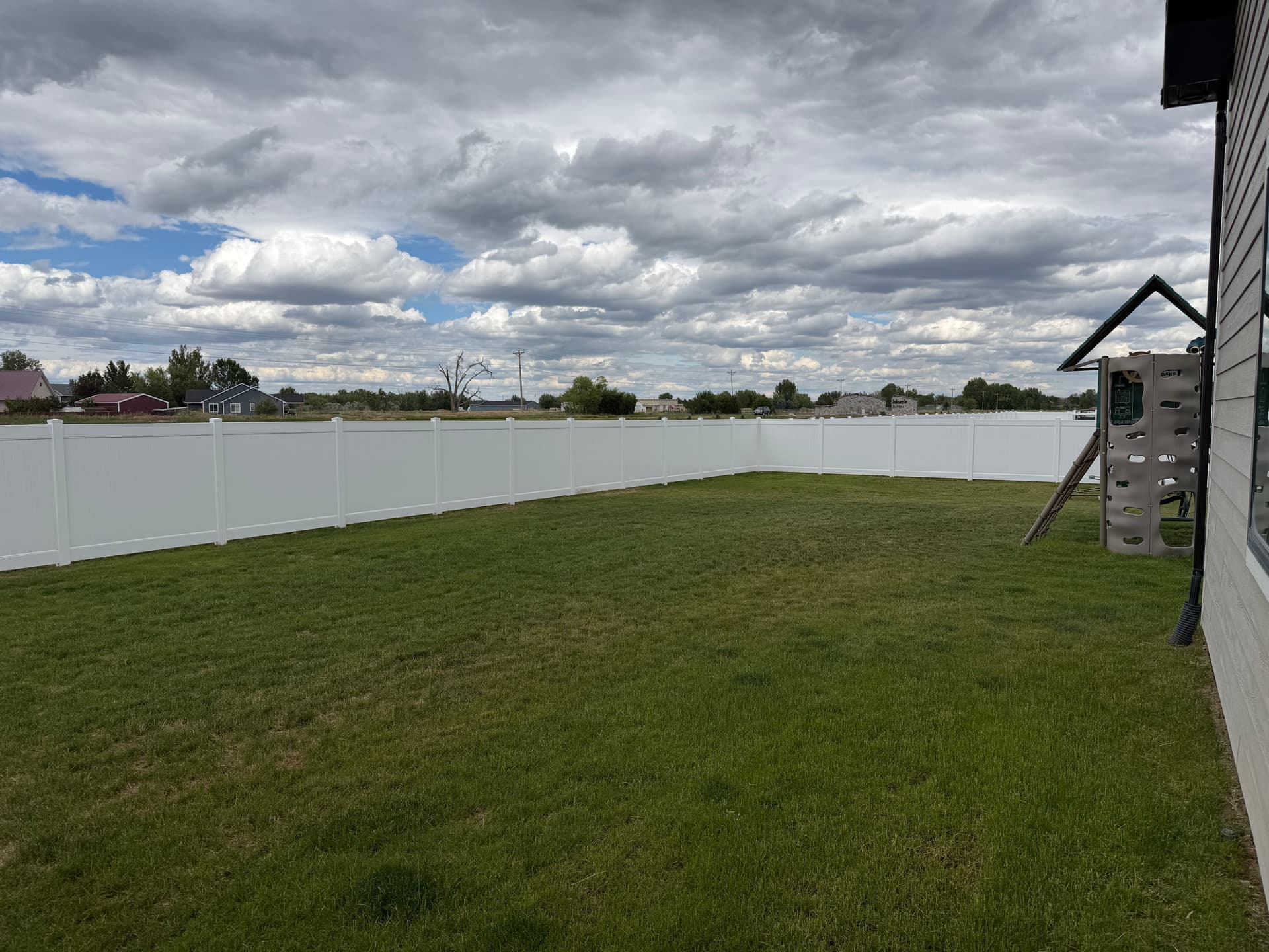 Gallery photos for Full Backyard Vinyl Privacy Fence Installed for a Family of 8: Image #2